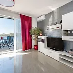 Luena * Grebaštica